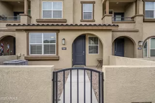 Photo #3: 6809354 Listing 