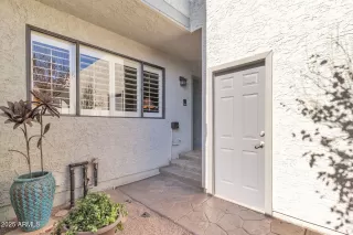 Photo #2: 6809490 Listing