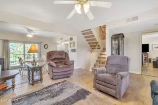 Photo #3: 6809490 Listing