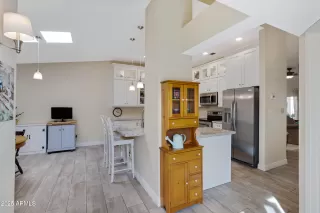 Photo #4: 6809571 Listing 