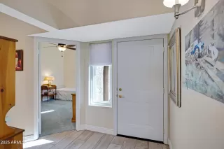 Photo #5: 6809571 Listing 