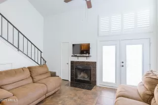 Photo #3: 6809768 Listing