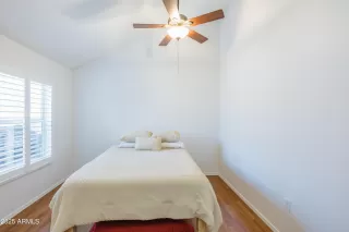 Photo #5: 6809768 Listing