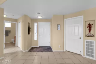 Photo #1: 6809880 Listing 