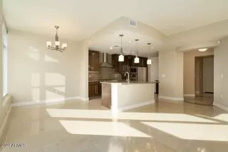 Photo #1: 6810087 Listing 