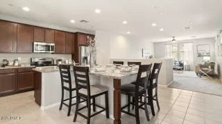 Photo #3: 6810299 Listing 