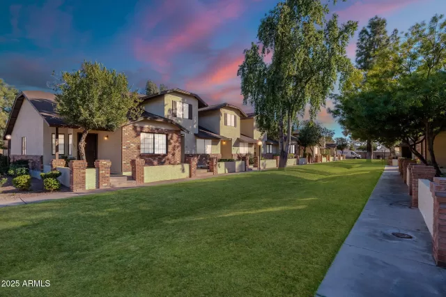 MLS: 6810449 Condo For Sale