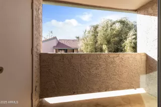 Photo #2: 6810825 Listing