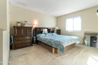 Photo #6: 6810825 Listing