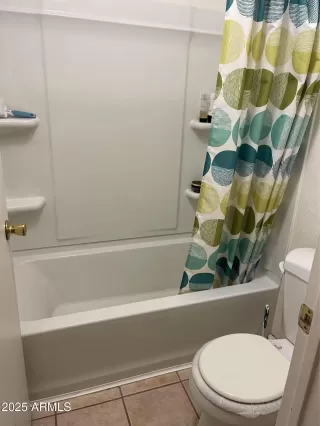 Photo #6: 6810867 Listing