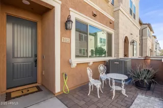 Photo #1: 6810901 Listing