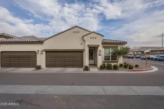 Photo #1: 6810960 Listing