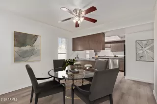 Photo #6: 6811017 Listing 