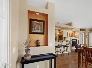 Photo #2: 6811089 Listing