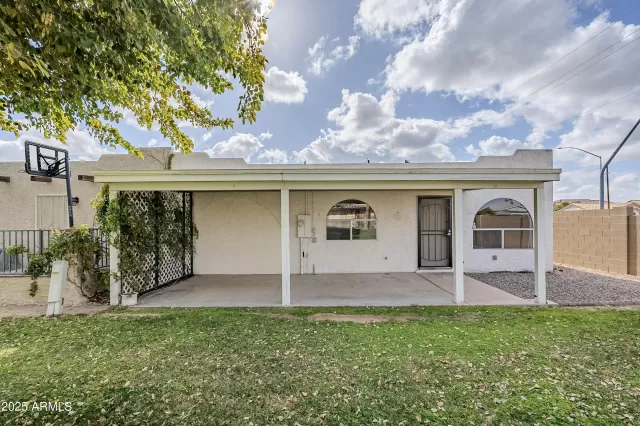 MLS: 6811641 Condo For Sale