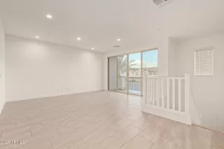 Photo #5: 6811731 Listing