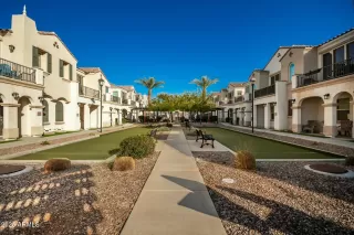 Photo #3: 6812166 Listing 