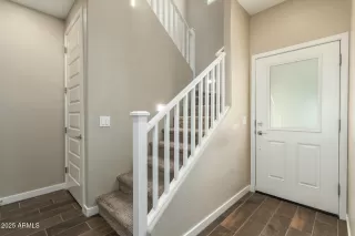 Photo #5: 6812166 Listing 