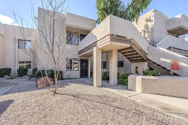 MLS: 6812214 Condo For Sale