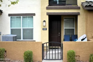 Photo #1: 6812912 Listing 