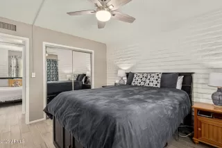 Photo #4: 6813039 Listing