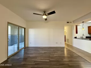 Photo #3: 6813428 Listing 