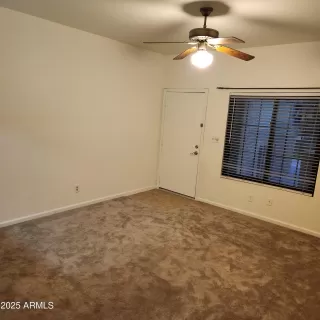 Photo #5: 6813567 Listing 