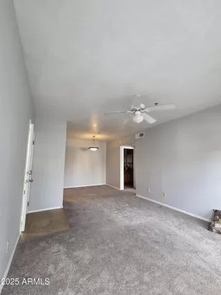 Photo #4: 6813652 Listing 