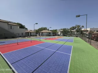 Photo #5: 6813652 Listing 