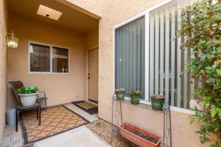 Photo #6: 6813767 Listing