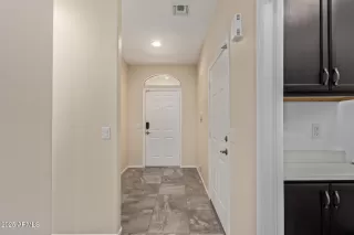 Photo #2: 6814320 Listing