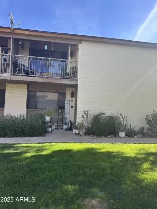 More Details about MLS # 6814659 : 1550 N STAPLEY DRIVE#35