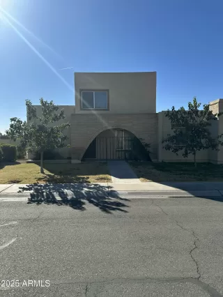 Photo #1: 6814716 Listing