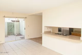 Photo #2: 6814861 Listing