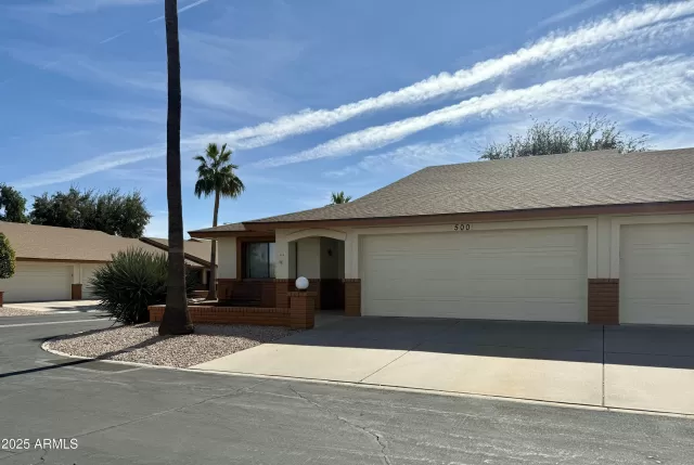 MLS: 6814914 Condo For Sale