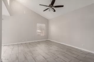 Photo #3: 6815017 Listing