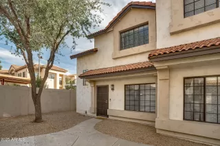 Photo #2: 6815682 Listing