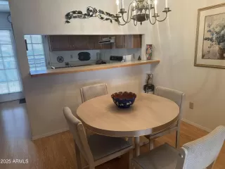 More Details about MLS # 6816096 : 5518 E LINDSTROM LANE#2004