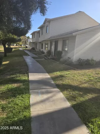 Photo #1: 6816263 Listing 