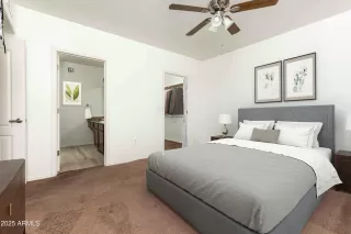 Photo #5: 6816660 Listing 