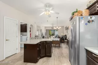 Photo #4: 6816709 Listing 