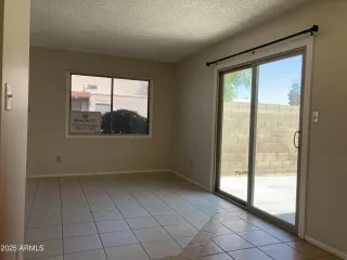 Photo #4: 6816812 Listing