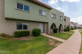 Photo #1: 6816839 Listing