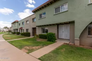 Photo #2: 6816839 Listing