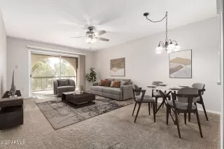 Photo #5: 6816980 Listing 