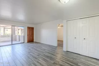 Photo #3: 6817133 Listing