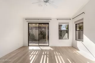 Photo #3: 6817343 Listing