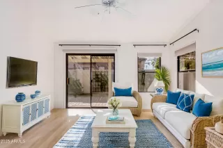 Photo #4: 6817343 Listing