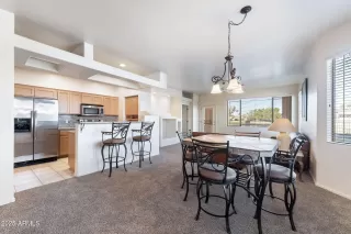 Photo #5: 6817678 Listing