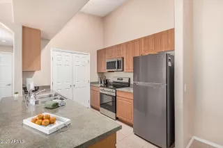 Photo #2: 6817813 Listing